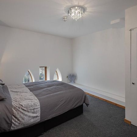 Elegant Church Conversion Close To Blackpool Tower ภายนอก รูปภาพ