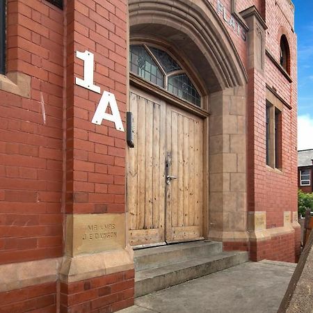 Elegant Church Conversion Close To Blackpool Tower ภายนอก รูปภาพ